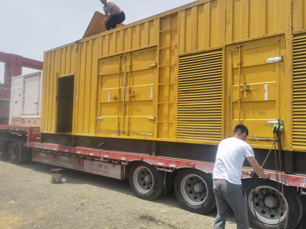 南郑发电机出租100KW发电机需要什么规格的电缆线?